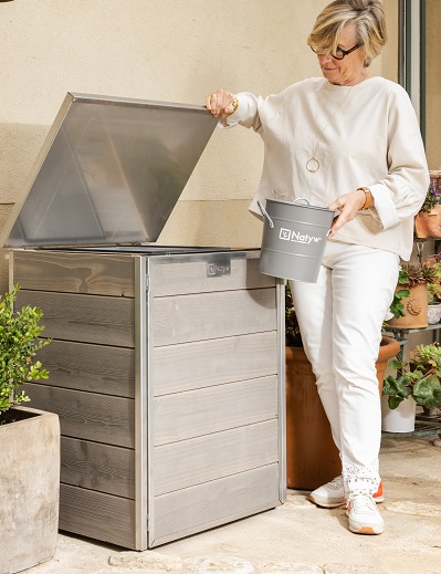 etape1-deposer biodechets composteur